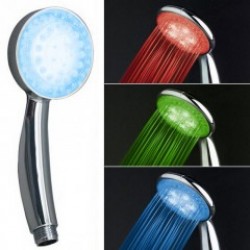 LED ДУШ СЛУШАЛКА ЗА БАНЯ СВЕТЕЩ ДУШ В 3 ЦВЯТА